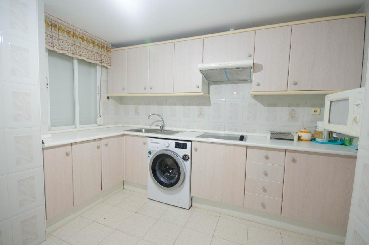 Aparment Neptuno- Located On The Promenade A Few Metres From The Beach. Estepona Exterior foto