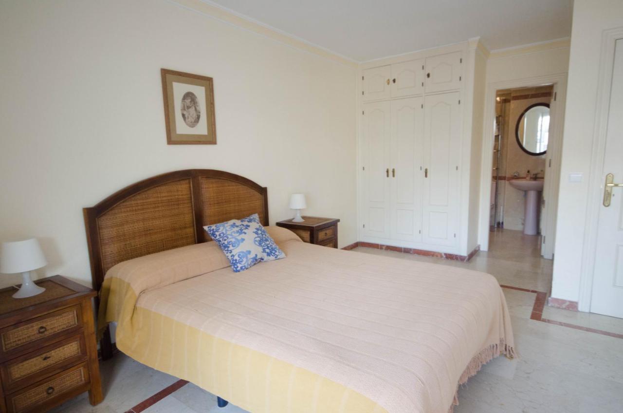 Aparment Neptuno- Located On The Promenade A Few Metres From The Beach. Estepona Exterior foto